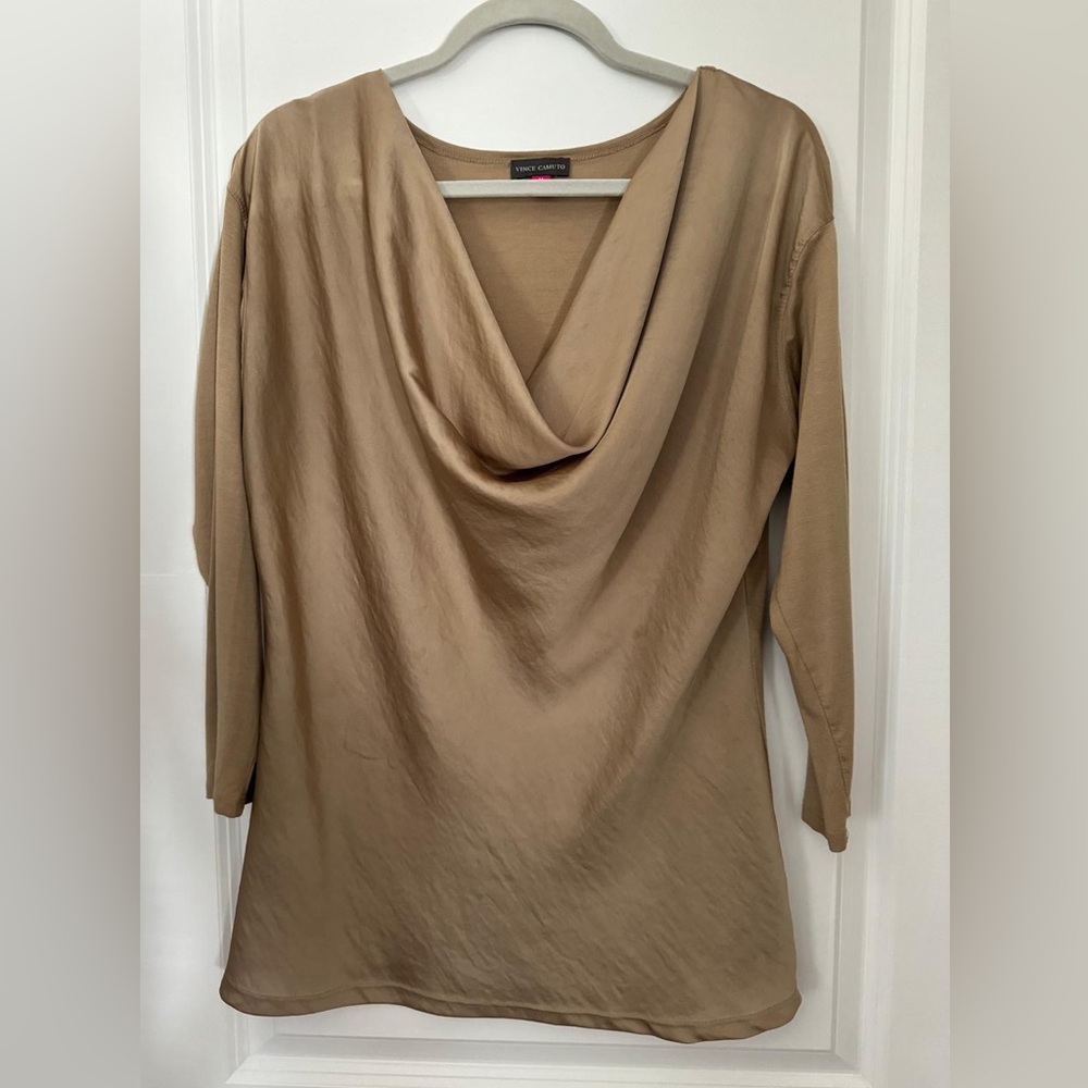 Vince Camuto top
